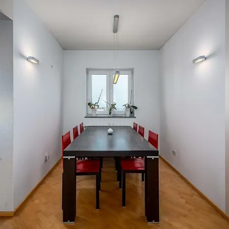 דירה Riva House With *
