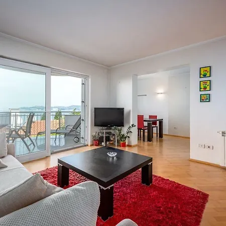 Riva House With * كرفني فره